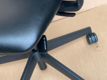 Refurbished Senator Dash Fully Adjustable Chair – Black PU image 10