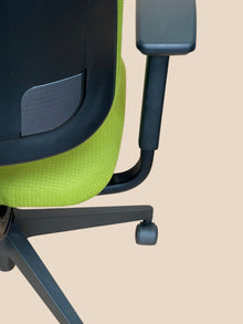 Steelcase Reply Lime Green Ergonomic Chair – Refurbished image 5