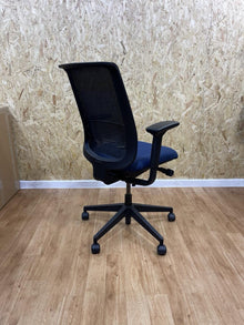 Refurbished Steelcase Reply Chair – Lumbar Support, 4D Armrests, Excellent Condition