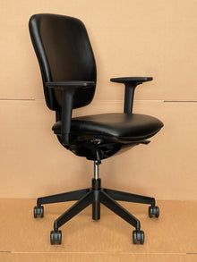 Refurbished Senator Dash Fully Adjustable Chair – Black PU image 2