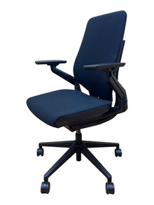 Grade A Refurbished Steelcase Gesture Office Chair – Navy image 7