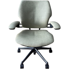 Humanscale Freedom Executive Office Chair image 9