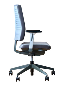 Refurbished Senator Freeflex Task Chair – Light Grey, White Back image 5