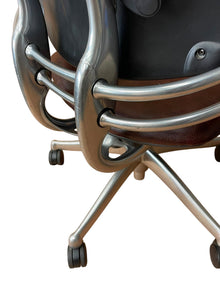 Refurbished Humanscale Freedom Chair – Distressed Brown Leather Finish image 7