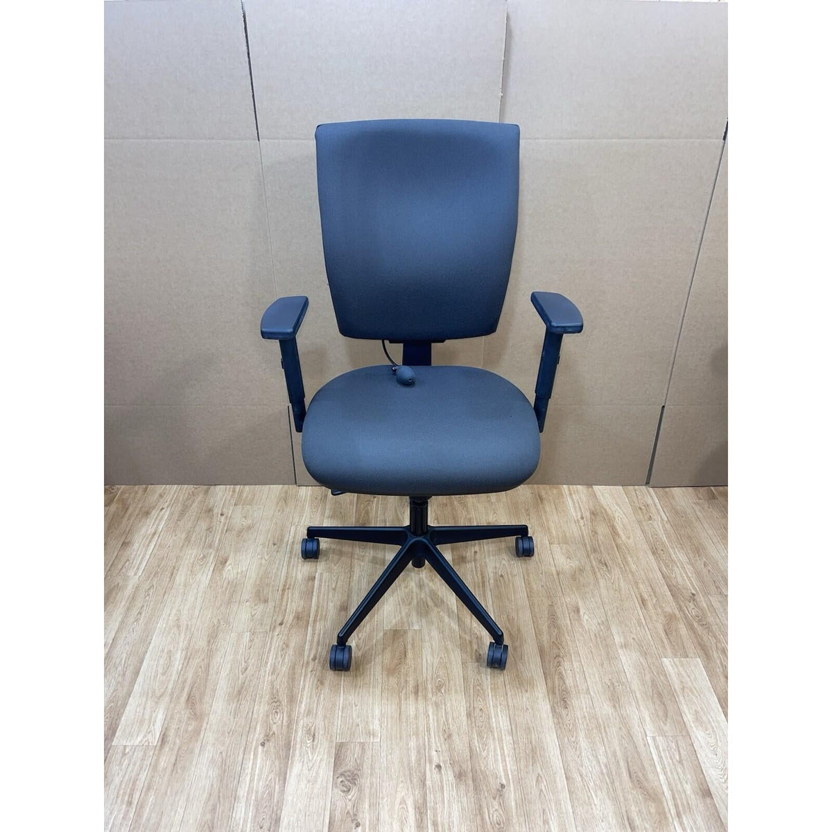 Refurbished Highly Adjustable Operator Office Chair – Lumbar Support