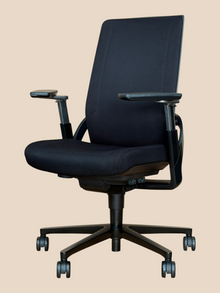 Refurbished Senator i-Workchair in Black image 5