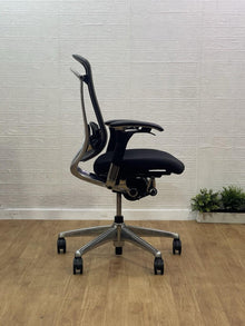 Refurbished Okamura Contessa Chair – Polished Frame, Fully Adjustable