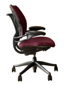 Refurbished Humanscale Freedom Task Chair – Burgundy image 2