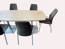 Refurbished Kinnarps Meeting Table with 6 Matching Conference Chairs image 6