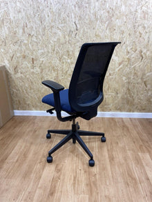 Refurbished Steelcase Reply Chair – Lumbar Support, 4D Armrests, Excellent Condition