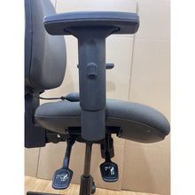 Refurbished Highly Adjustable Operator Office Chair – Lumbar Support