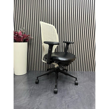 Orangebox Ara – Black Leather Seat– Lumbar Support  –Rrp£759 - UK Delivery image 1