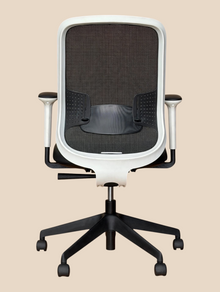 Refurbished Orangebox Do Mesh Chair – White Frame, Leather Seat image 3