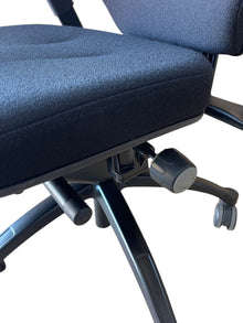Refurbished RH Logic 400 Chair with Headrest – Black Fabric image 5
