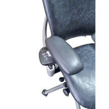 Refurbished Steelcase Leap Ergonomic Chair – Smokey Grey/Black Leather image 5