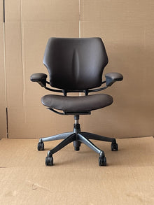 Refurbished Humanscale Freedom Chair – Dark Chocolate Brown Leather