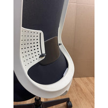 Refurbished Orangebox Do Chair – White/Black, Recline, Armrests, Lumbar image 8
