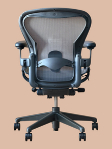 Refurbished Herman Miller Aeron Remastered Size B – Graphite, Lumbar image 4
