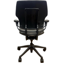 Refurbished Humanscale Freedom Chair – Smokey Grey image 4