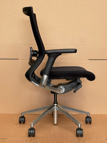 SIDIZ T50 Black Mesh Ergonomic Office Chair – Refurbished image 5