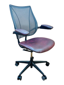 Refurbished Humanscale Liberty Chair – Oxblood Leather Seat image 2