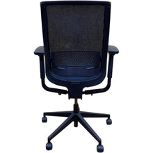 Refurbished Steelcase Reply Chair – Lumbar Support, 4D Armrests, Excellent Condition image 5