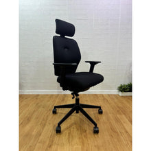 Refurbished Super Adjustable Ergonomic Office Chair – Black, Excellent Condition image 3