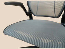 Humanscale Diffrient World Grey Mesh Chair – Refurbished image 10