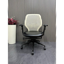 Orangebox Ara – Black Leather Seat– Lumbar Support  –Rrp£759 - UK Delivery image 2