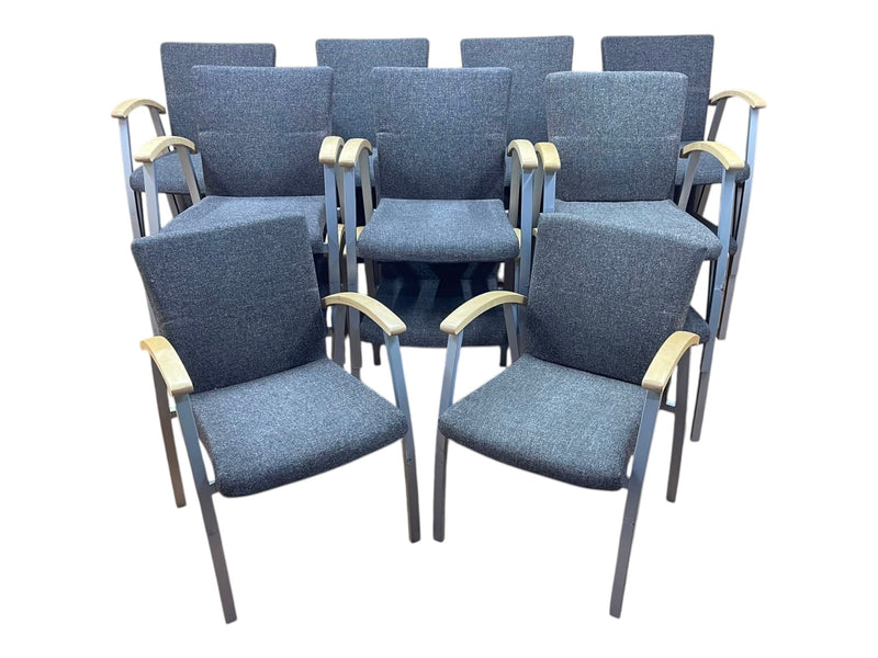 Refurbished Kinnarps Arcus blue visitor chairs – front group view