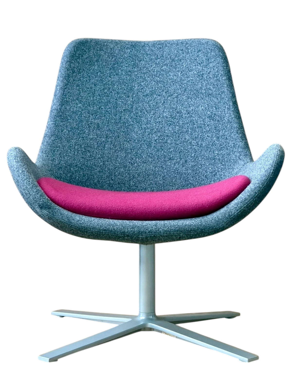 Refurbished Orangebox Avi-01 Lounge Chair – Grey and Magenta