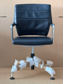 Sedus Conference Chairs – Black Leather, Set of 2, New image 3