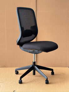 Orangebox Do Armless Black Mesh Chair – Refurbished image 1