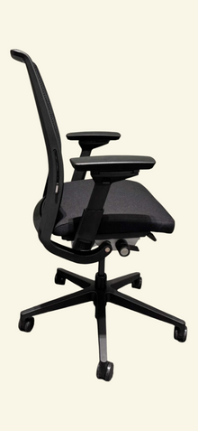 Refurbished Steelcase Think V2 Mesh Office Chair – Black, 4D Arms & Lumbar image 3