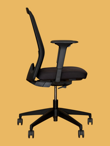 Refurbished Interstuhl EVERYis1 Mesh Office Chair – Black image 5