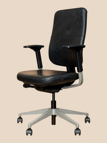 Refurbished Steelcase Reply Leather Office Chair – Black image 6