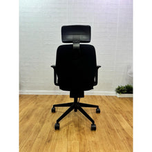 Refurbished Super Adjustable Ergonomic Office Chair – Black, Excellent Condition image 5