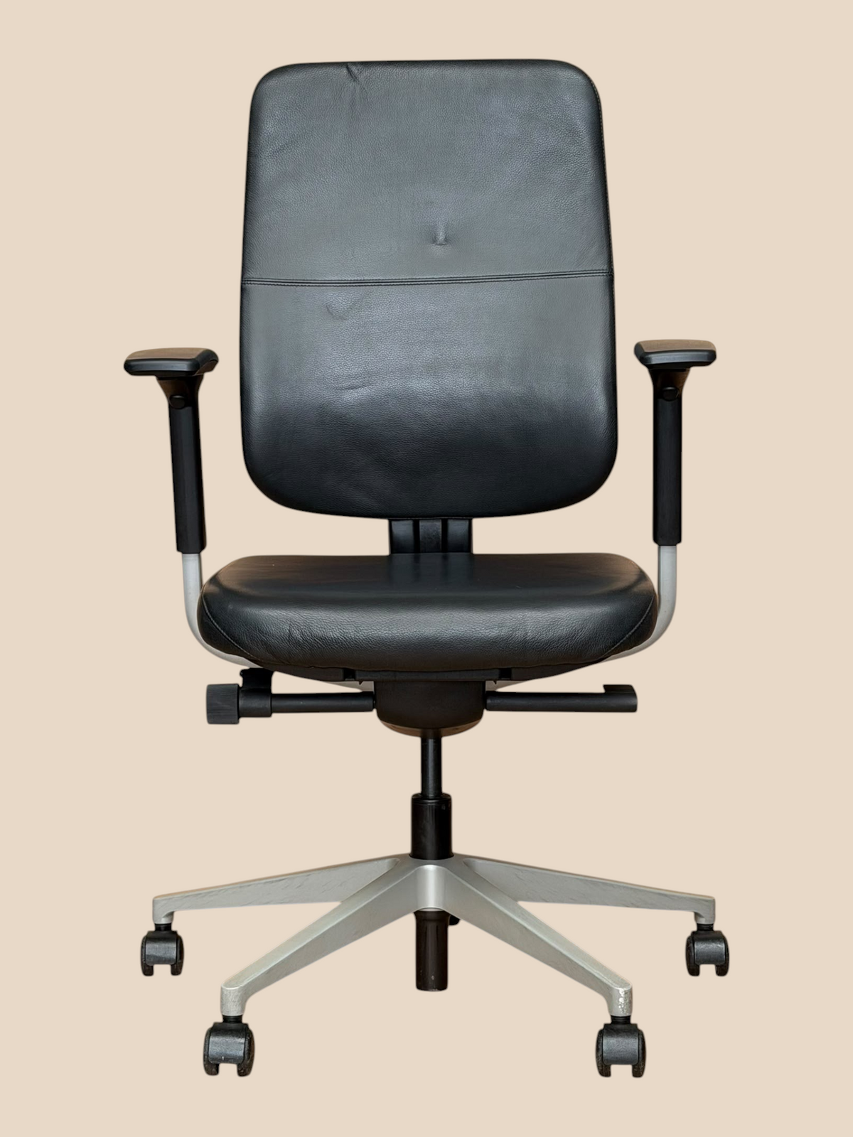 Refurbished Steelcase Reply Leather Office Chair – Black