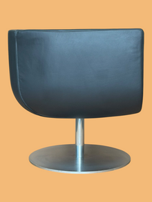 Refurbished B&B Italia Tulip Leather Swivel Armchair – Black image 2