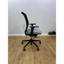 Refurbished Senator Fuse Office Chair – Black Grey, 4D Armrests