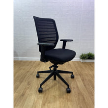 Refurbished Senator Fuse Office Chair – Black, 4D Armrests