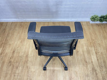 Steelcase Think V1 Ergonomic Office Chair – Lumbar Support – Grey