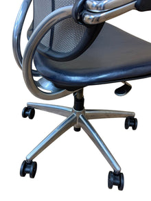Refurbished Humanscale Liberty Mesh Chair – Navy Leather & Polished Frame image 10