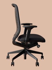 Refurbished Senator Evolve Task Chair – All Black image 3