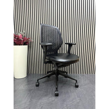 Orangebox Ara – Black Leather Seat– Lumbar Support –Rrp£759 - UK Delivery image 1