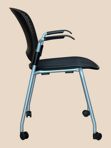 Refurbished Herman Miller Caper Mobile Chair Black image 2