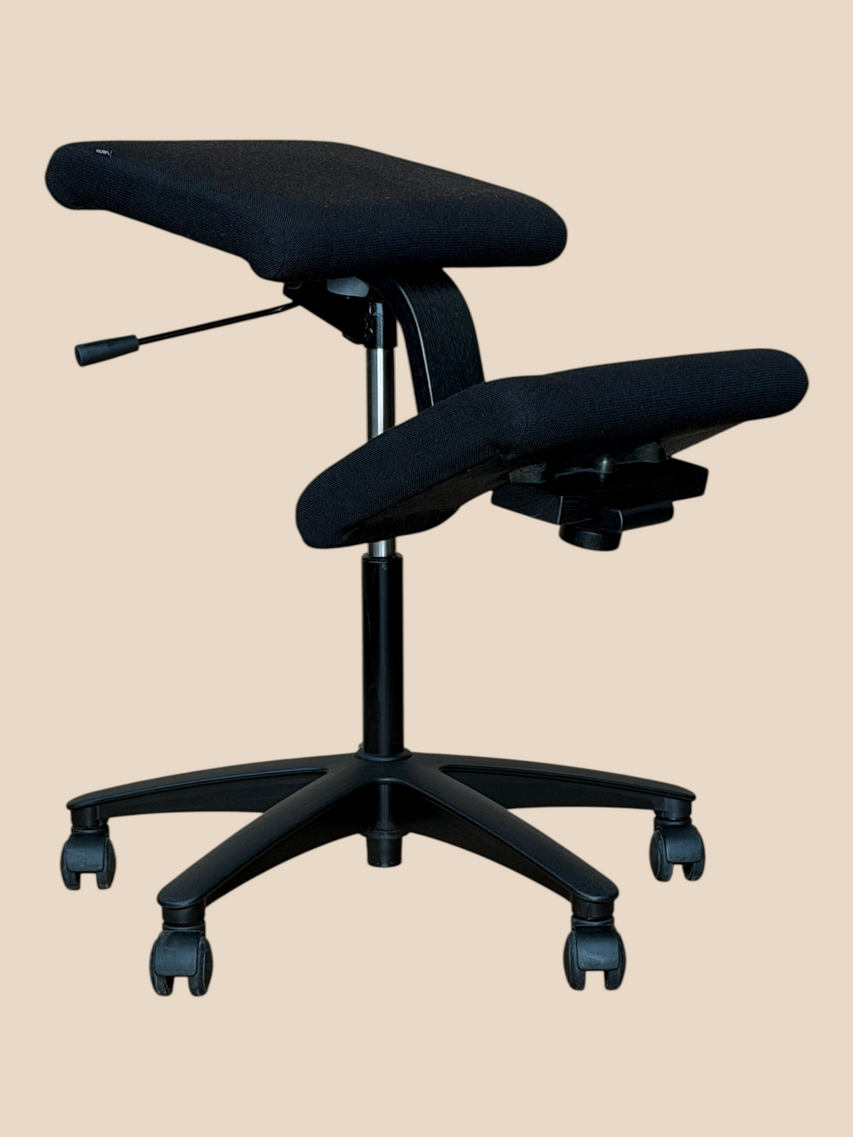 Refurbished Varier Wing Black Kneeling Office Chair