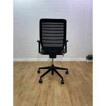 Refurbished Senator Fuse Adjustable Office Chair – 4D Armrests