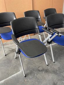 Refurbished Senator Pyramid Training Chair – Blue, Writing Tablet image 3