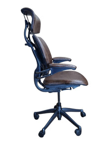 Refurbished Humanscale Freedom Headrest Chair – Vintage Brown image 4